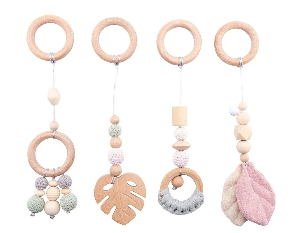 Houten Babygym Raket - Montessori Speelgym met Hangende Rammelaars