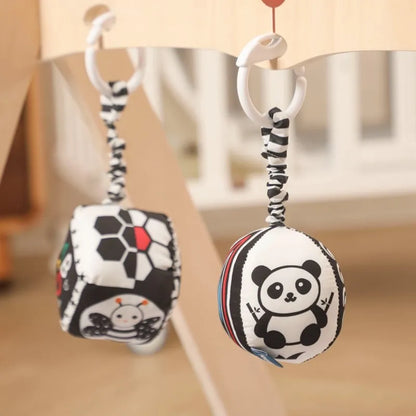 Houten Babygym Raket - Montessori Speelgym met Hangende Rammelaars